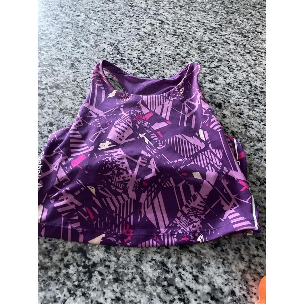 REEBOK Lux Perform leggings and Tank , size M brand Excellent Shape